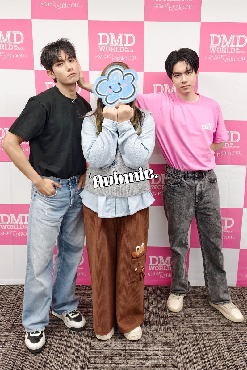 Avinnie•แอนนา tweet media