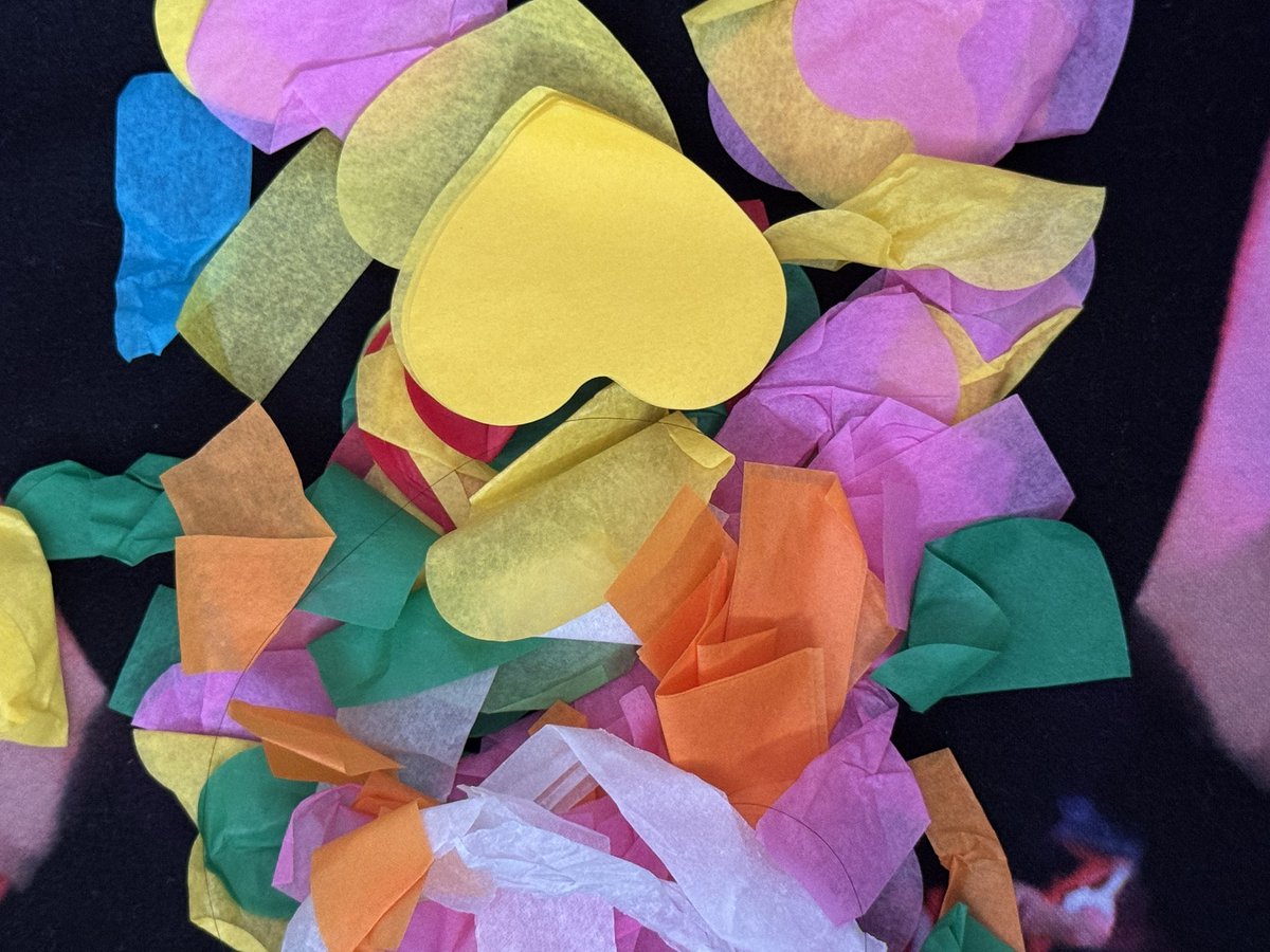 new_ bulacan confetti ga ♡

— 10 winners of mixed confetti from new_ bulacan

mbf, rt, like

*winners will shoulder sf

 #SEVENTEEN_NEW_IN_BULACAN
#NEW_BULACAN