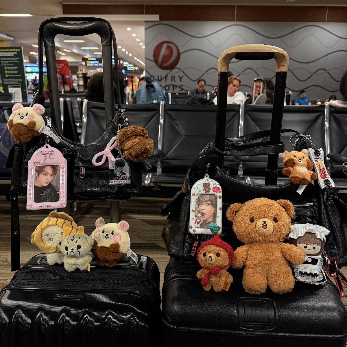 jess (haechans gf) @ tds4 encore ♡ tweet media