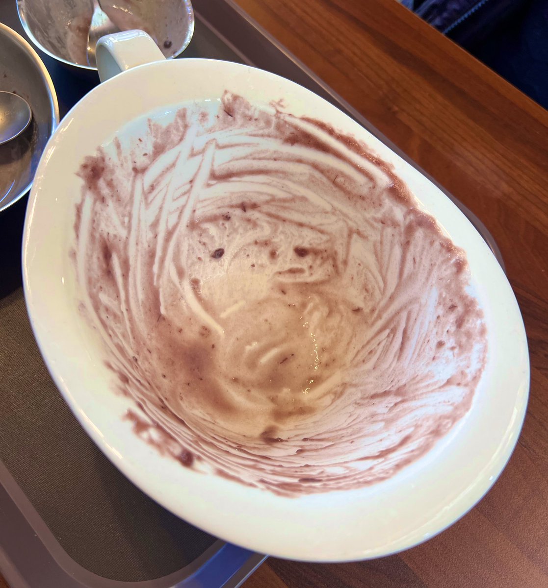 배불배불 tweet media