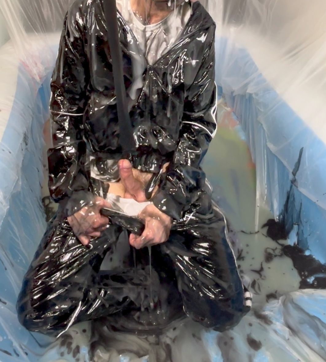 Messy Mark tweet media