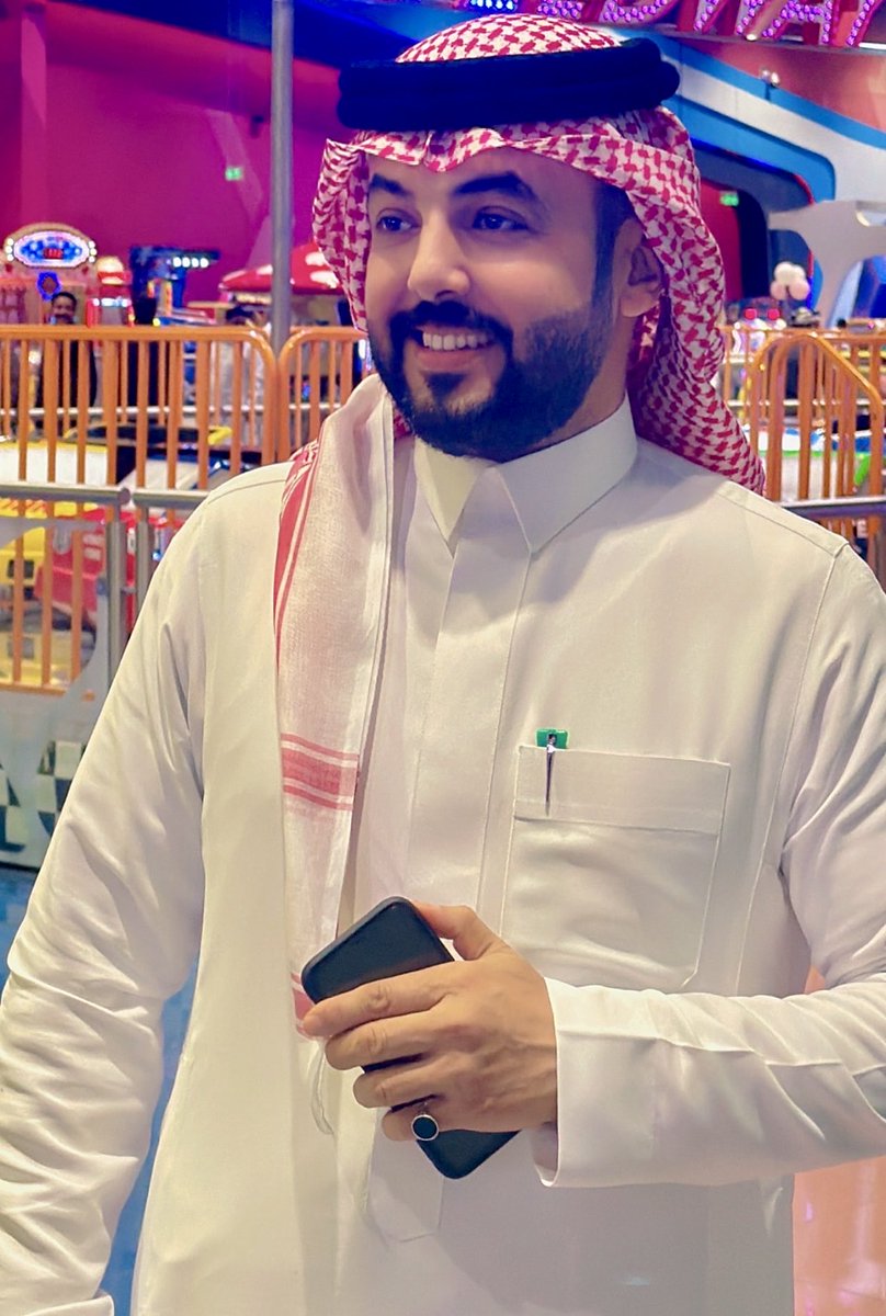 #ثالث_ايام_العيد وقررت اني اشارككم #كشخة_العيد 🙃
أن تصل خيراً من أن لا تصل وممكن تنحذف 😂