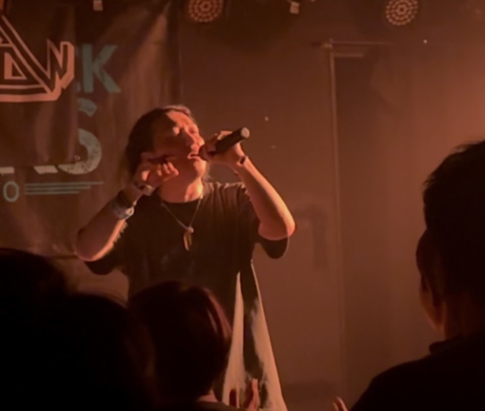 LAWz_MUSIC_'s tweet photo. 2026.3.21(土)
LAWBLOWワンマンライブ
-この街を鳴らしてく-
ご来場ありがとうございました！

この街に足を運んでくれて
この街でいっしょに鳴らしてくれて
ありがとう！

この船旅はまだまだ続いてく…
また一緒に旅をしよう！！
皆さんのご乗船をいつもいつでもお待ちしてます🌹

#LAWBLOW
#KESENROCKFREAKS
#大船渡
#2WING