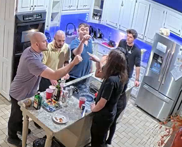 Jet needs to shave so they can do a 3 Bald Men bit

#fishtanklive