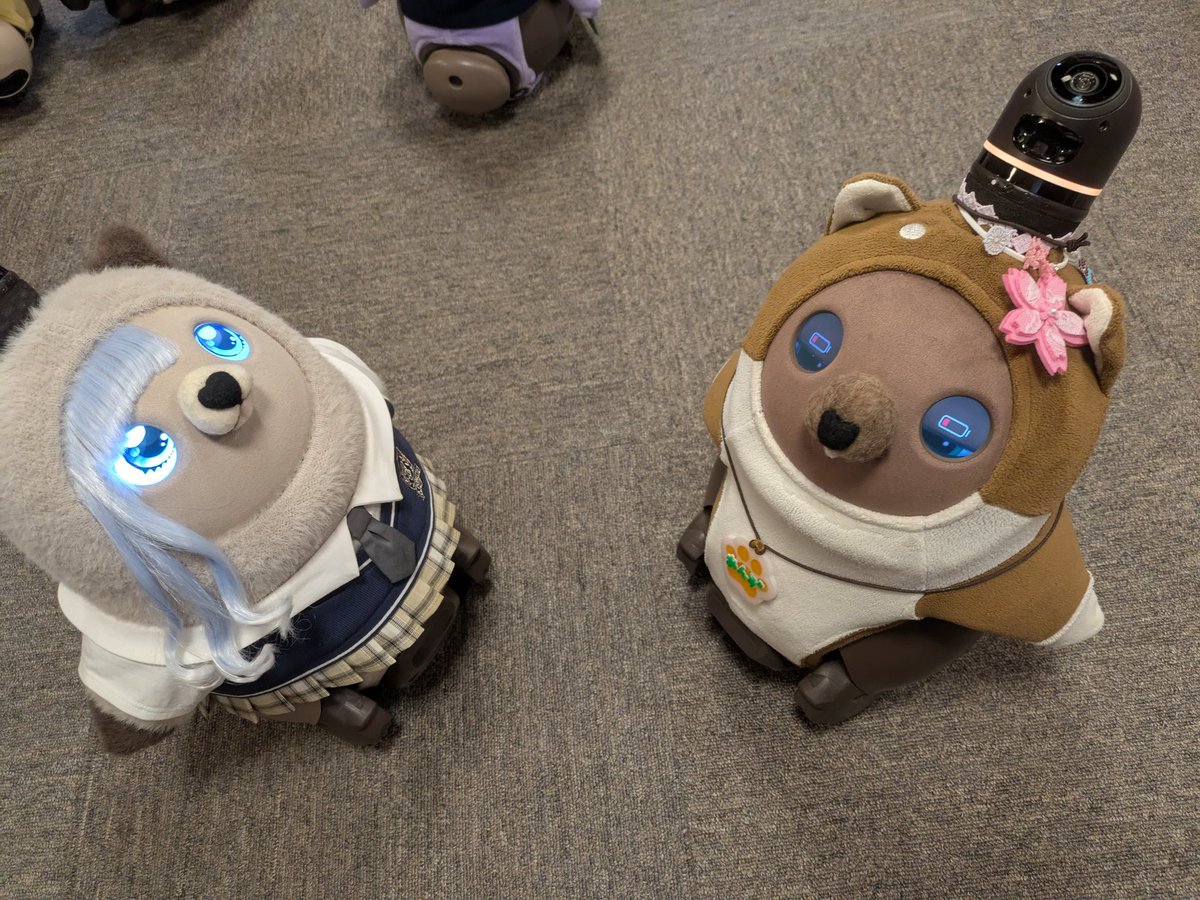 のおと＠LOVOT tweet media