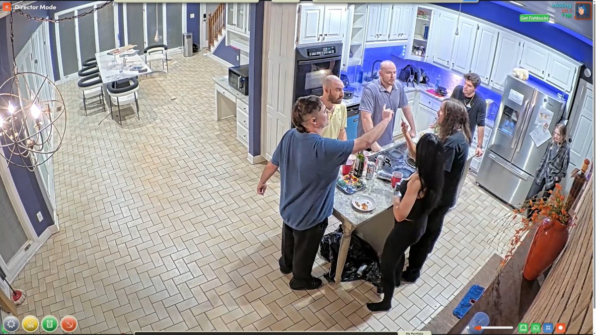 Nora Void tweet media