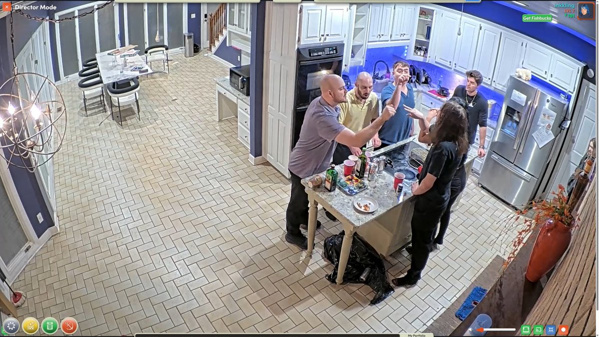 Nora Void tweet media