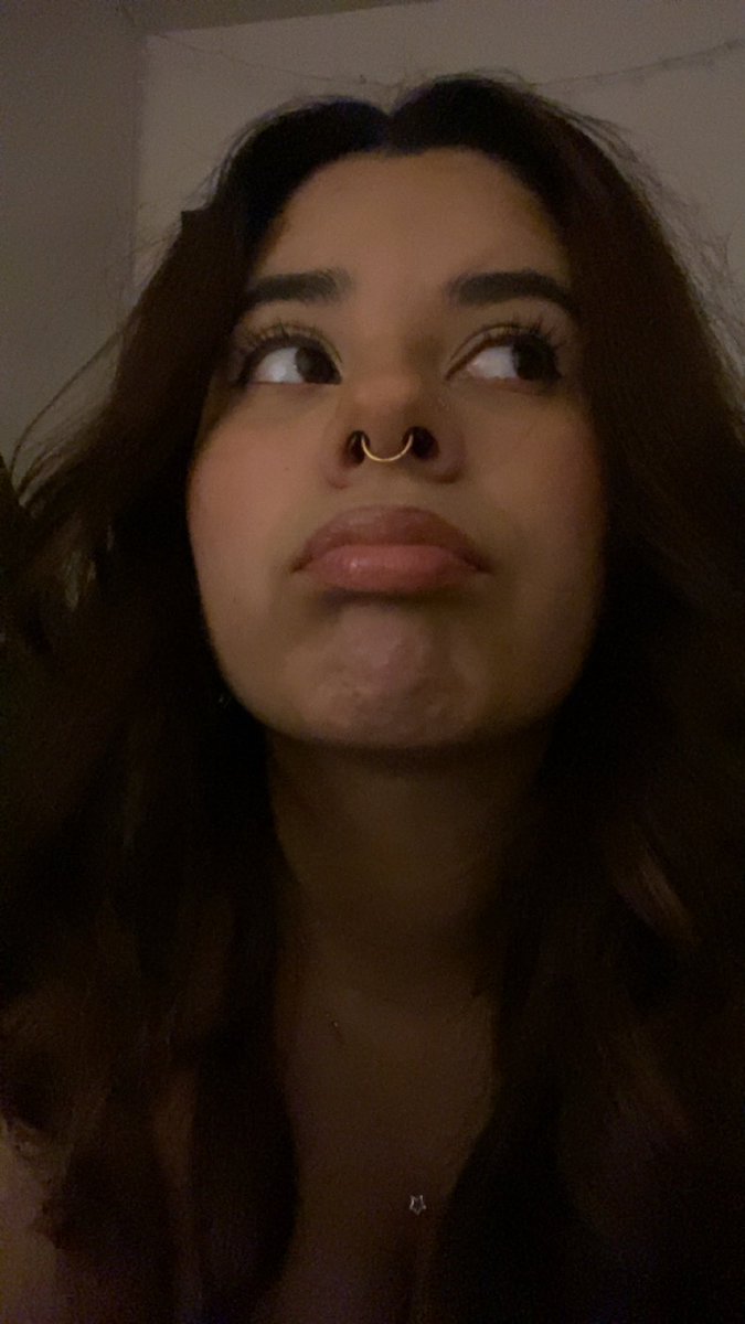 lily ミ☆ tweet media