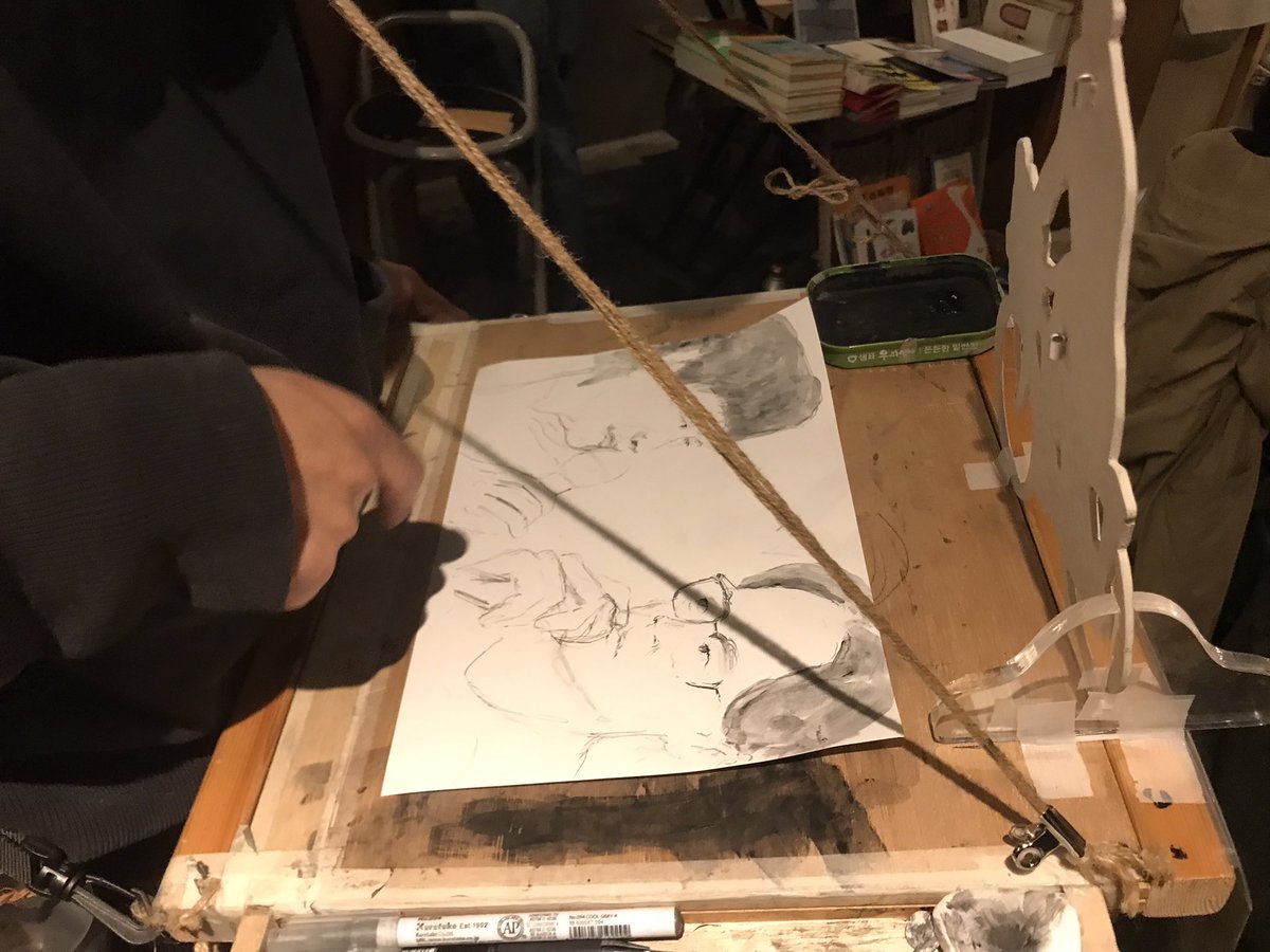 バックパックブックス tweet media