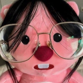 Melian Refugee tweet media