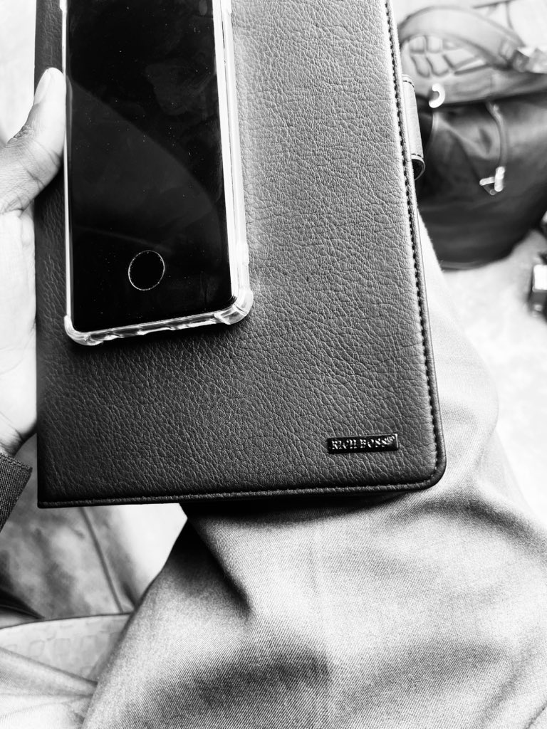 Thaniel 🪽 tweet media