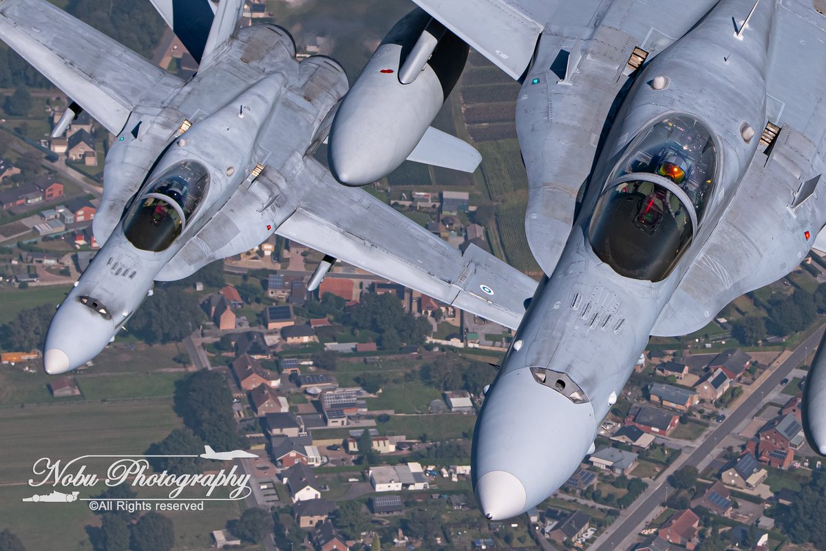 TLがカッコいいレガホであふれてて、最初はよかったんだけどもう羨ましさ致死量、、、☠️