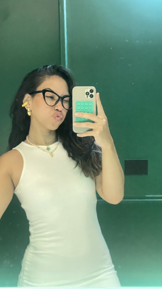 jess tweet media