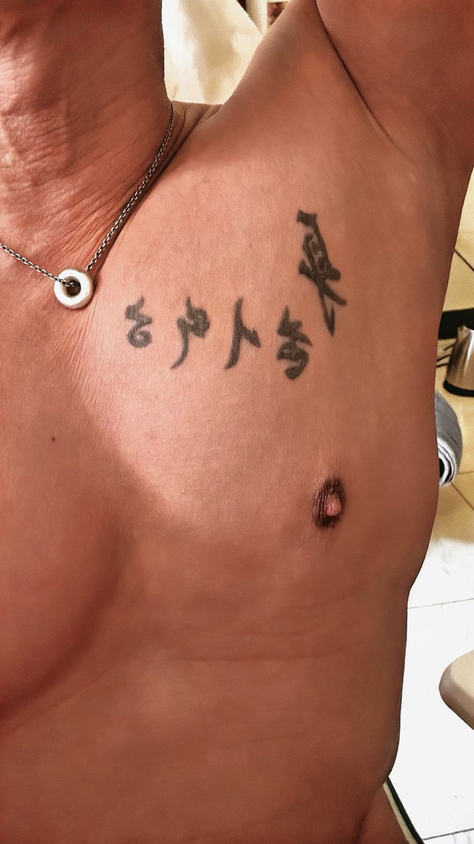 伊森想攝色 tweet media