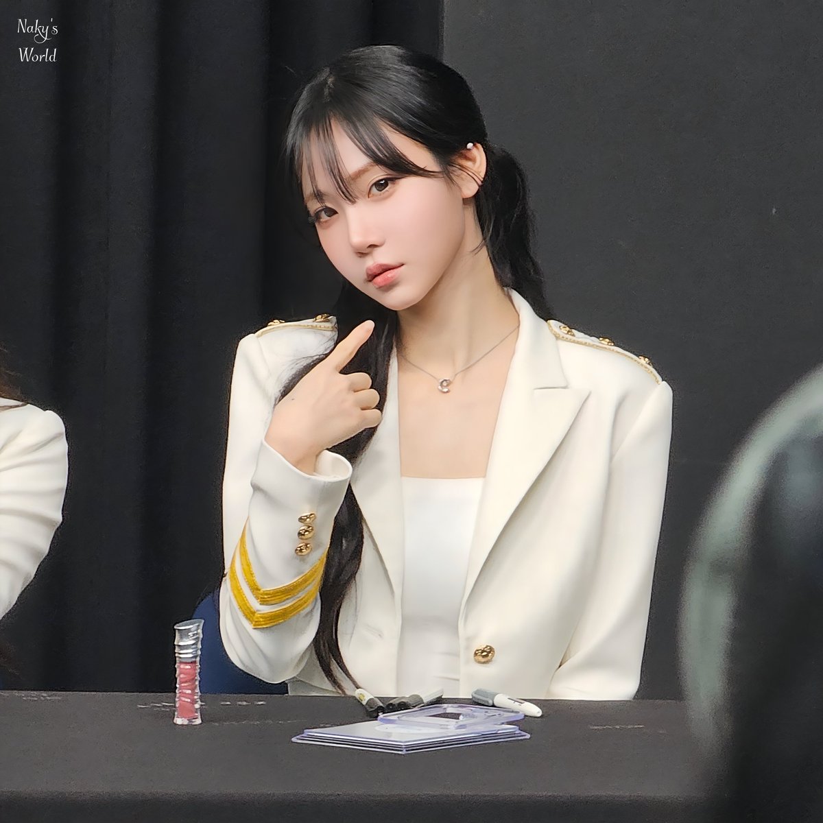 나키의세계 tweet media