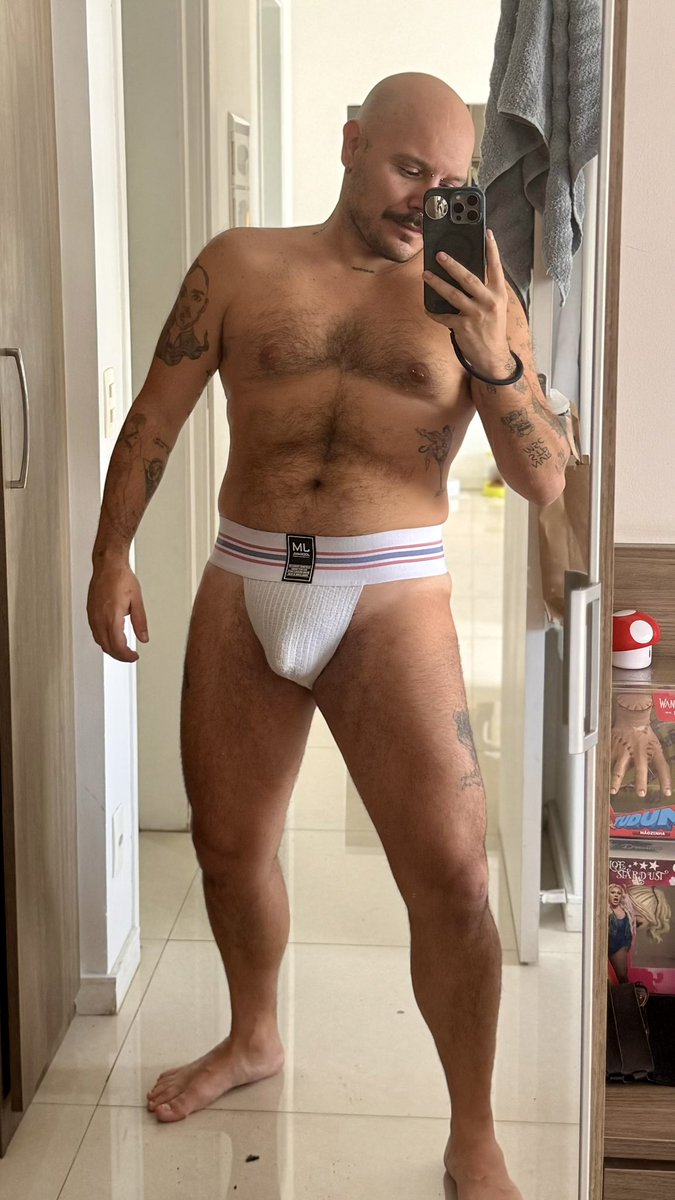 bfroes ✨ tweet media