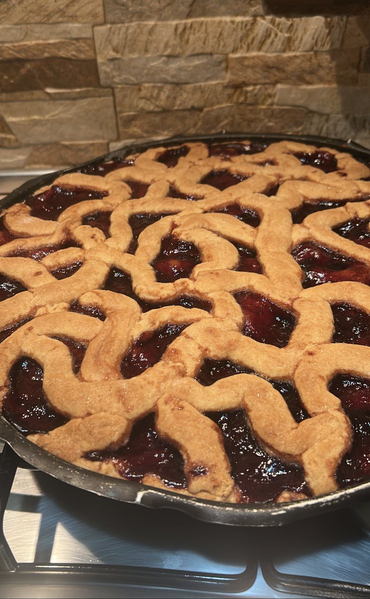 𝔏uꁲɳꁲ tweet media