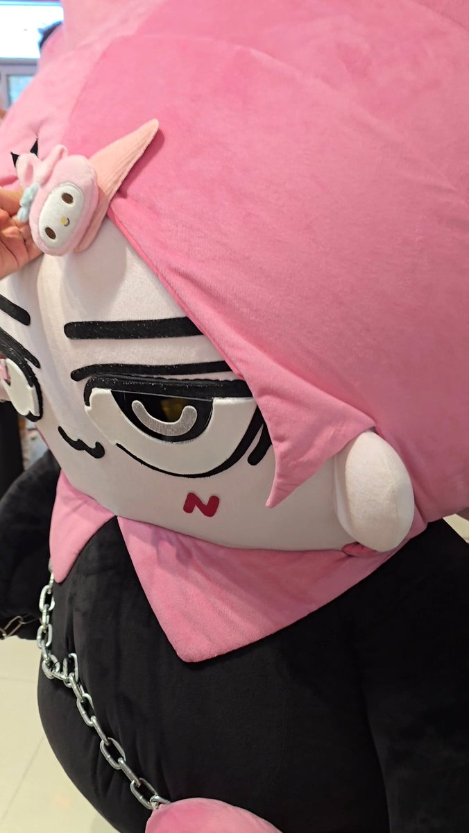 นีน่าอิมนม

#THEMALLSUMMER2026xSMYLENEONA
#NEONA