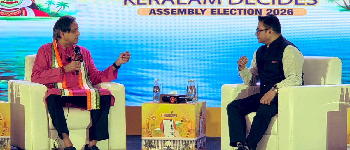ShashiTharoor's tweet photo. First major event today : an interview in Hindi on the #KeralaElections for @DDNational in dialogue with Gautam Roy, before an invited audience of (largely non-Hindi speaking) Thiruvananthapuram residents! https://t.co/6JdEmBJ14G