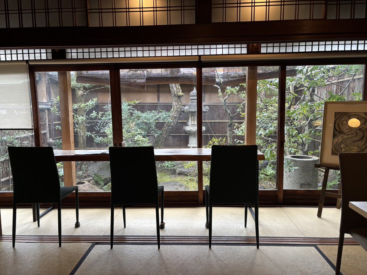 kaneko_yuki's tweet image. 本日京都の平安神宮近くの古民家カフェ、「卯sagiの一歩」で開催のイベント、ミラクル⭐︎インドでインド古典音楽を演奏します。
カレーの予約は締め切りましたが、ライブのみの参加でしたら、当日でもあと数名お席ご用意できます。素敵なお店なのでぜひ

#京都 #インド古典音楽 #ヨガ #カレー #インド