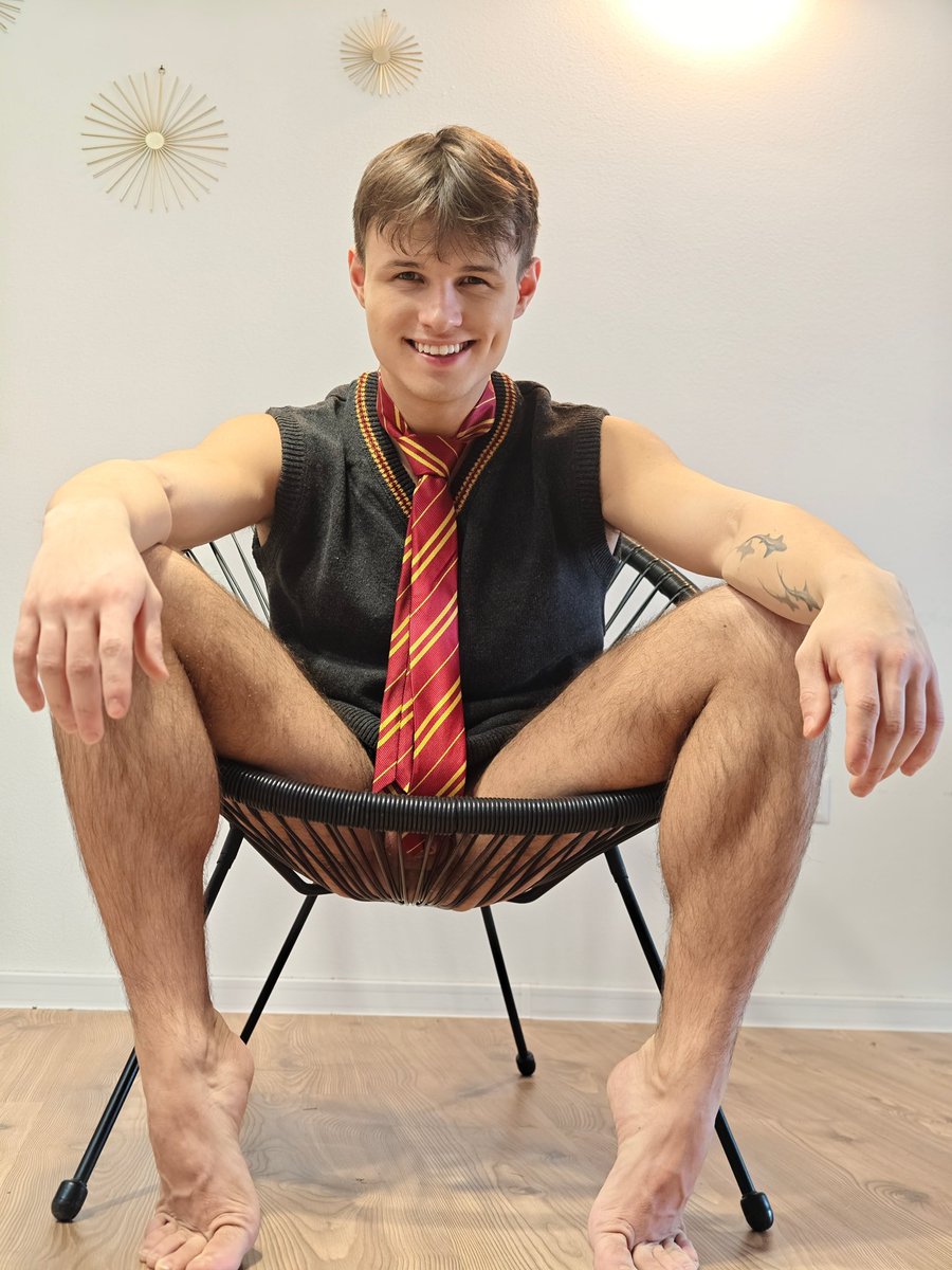 Follow me on Instagram: golden_slavic tweet media