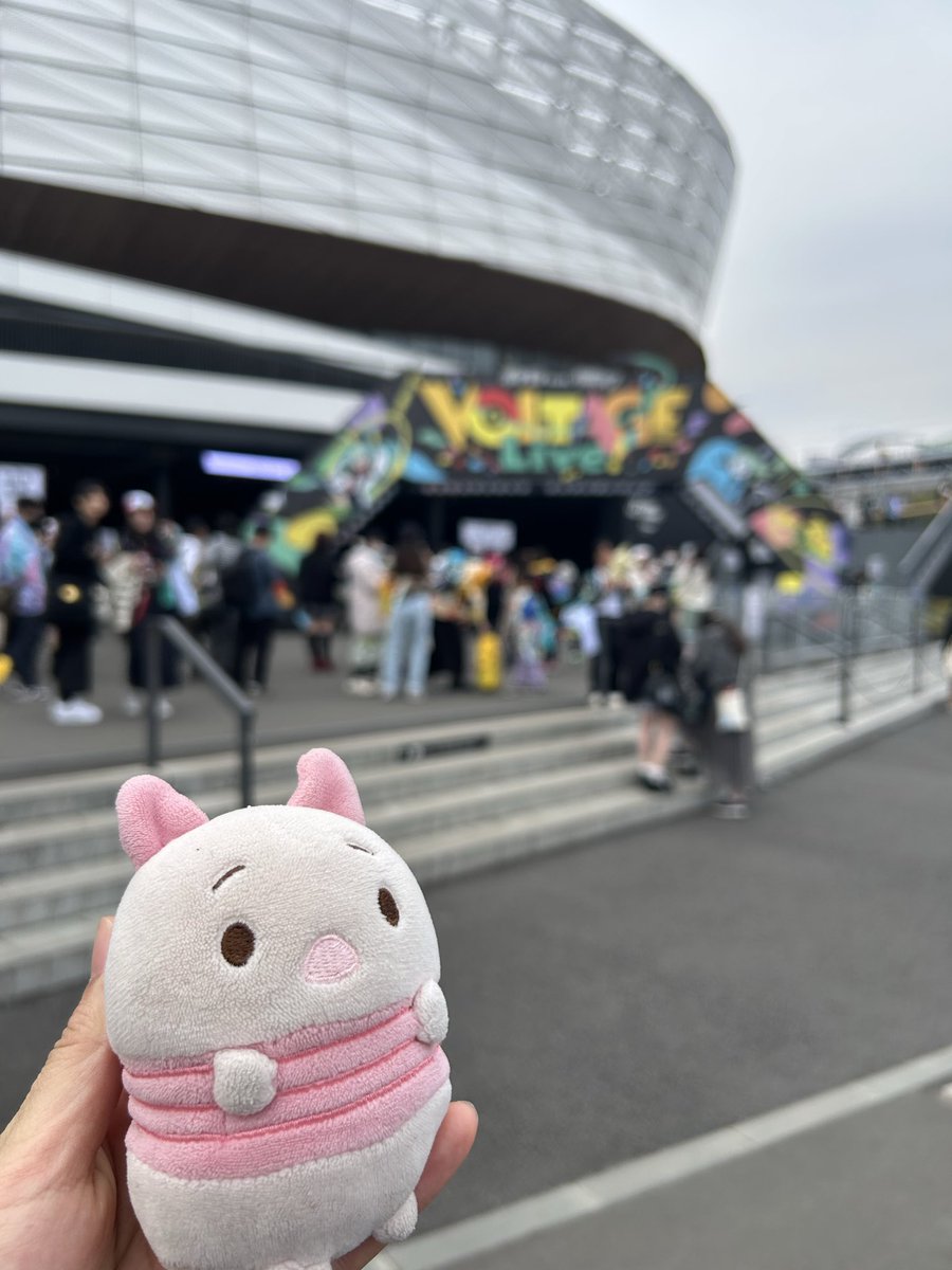 つくにだ tweet media