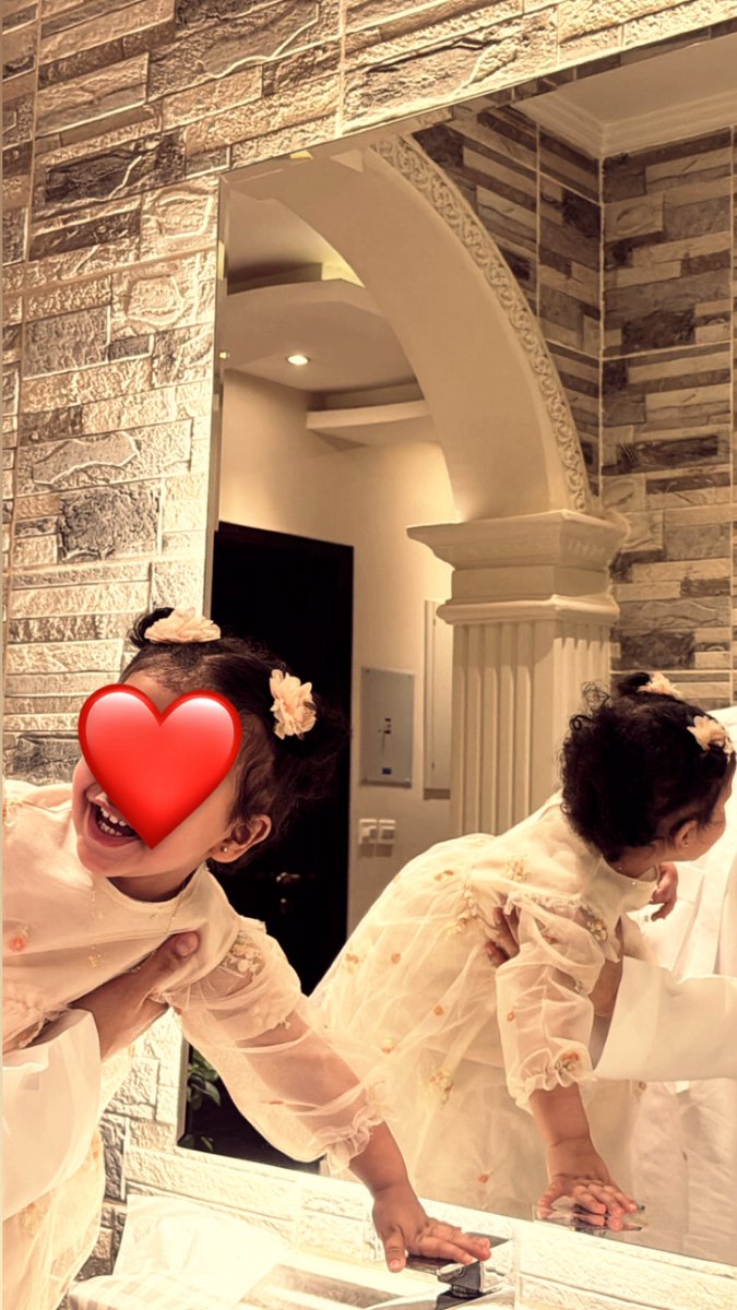 ابو لورا tweet media