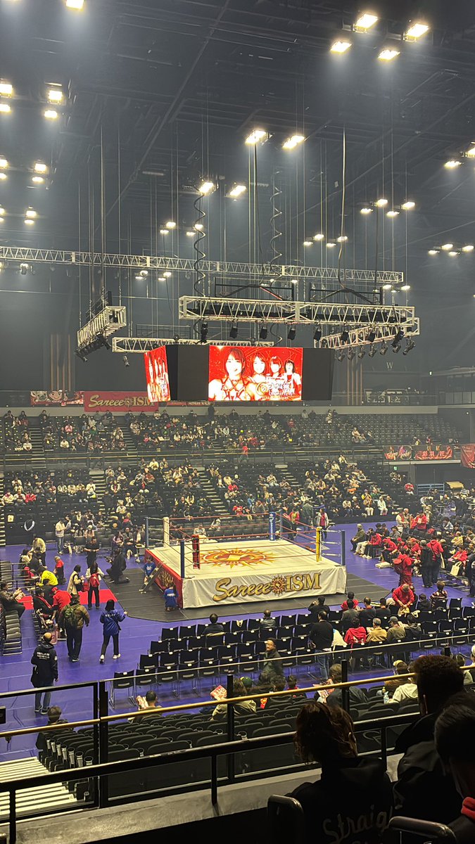 kakyyyn's tweet photo. #sareeeism
#横浜武道館
来ました https://t.co/KFv9fV8daZ