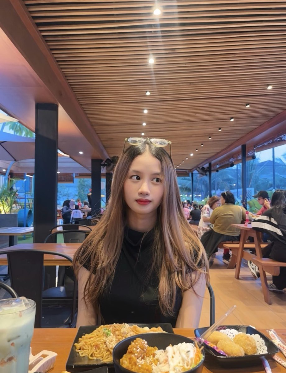 abyy tobeli 🍓 tweet media