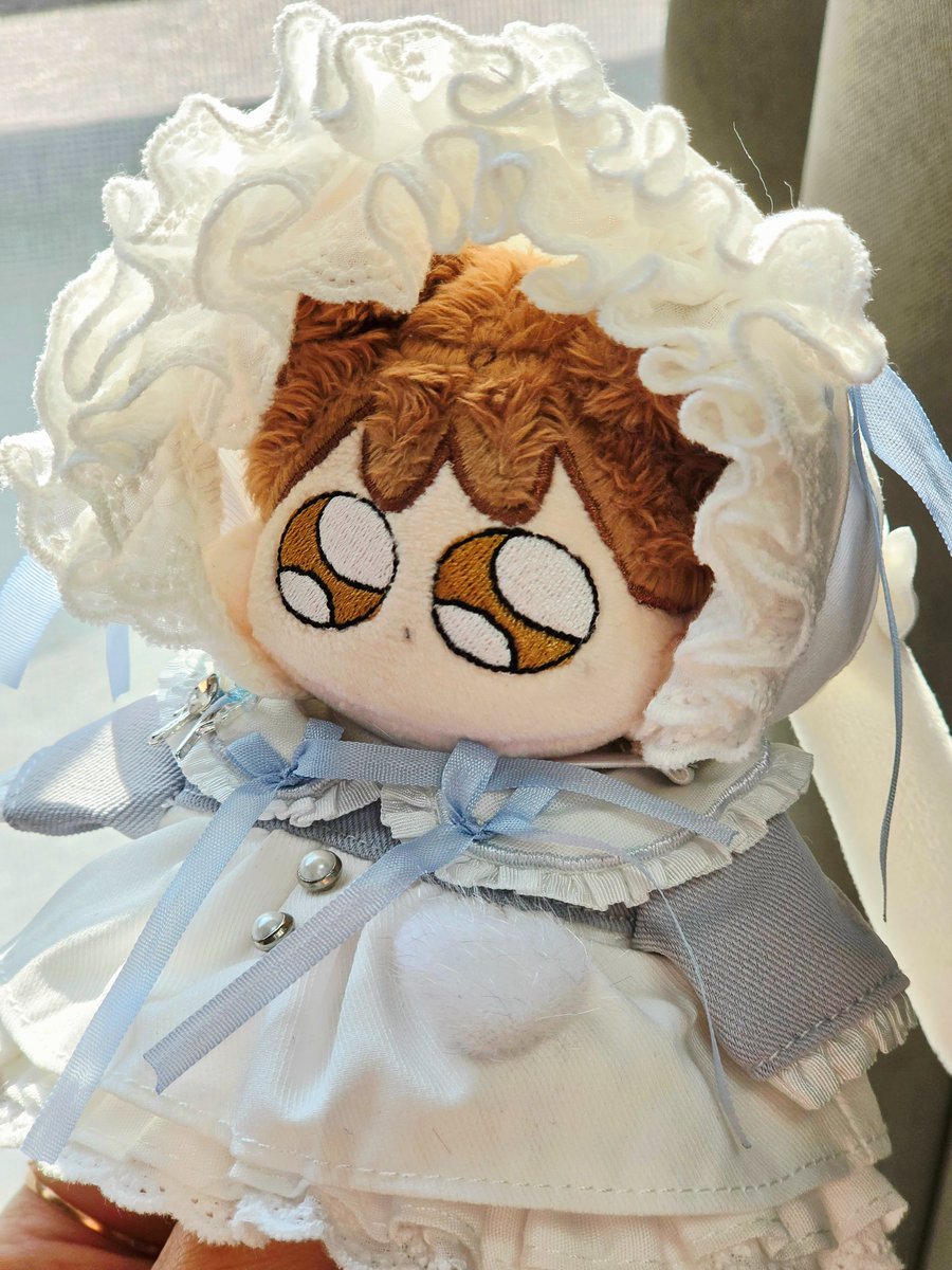 전지십 tweet media