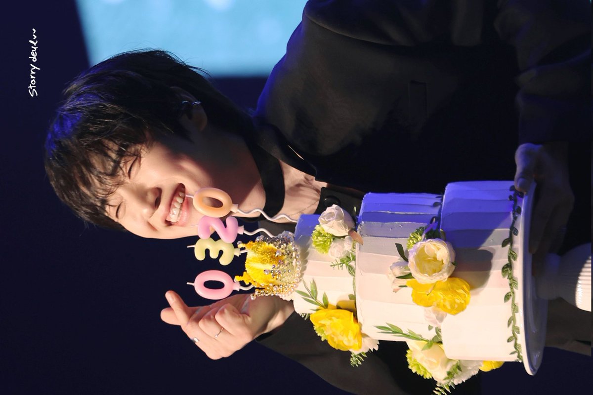 𝙎𝙩𝙖𝙧𝙧𝙮 𝘿𝙚𝙪𝙡🕯삼돌 tweet media