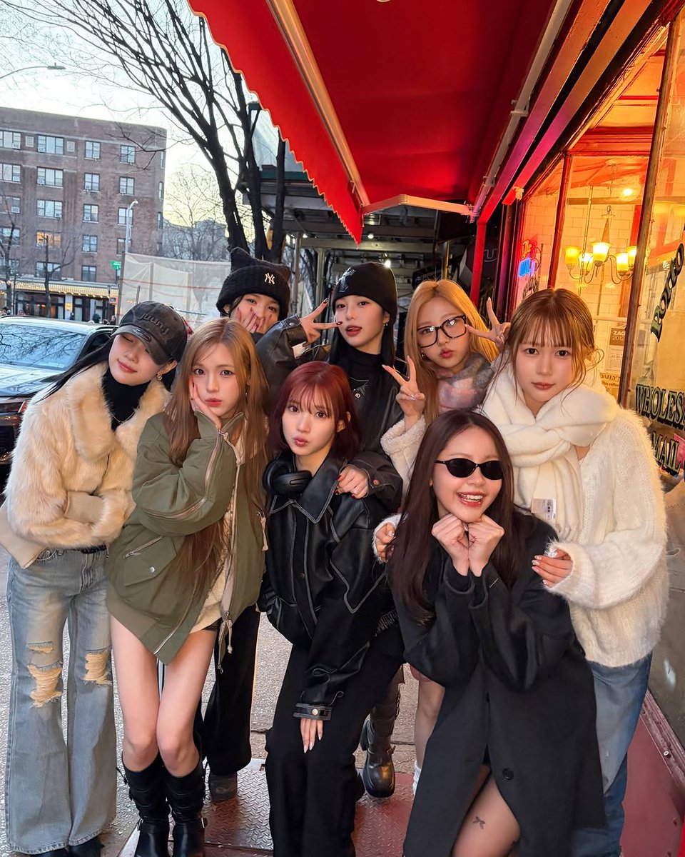 빵지 tweet media