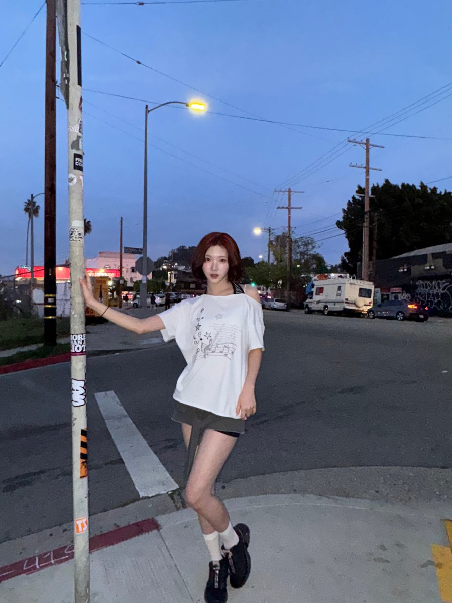 Hearts2Hearts Base tweet media