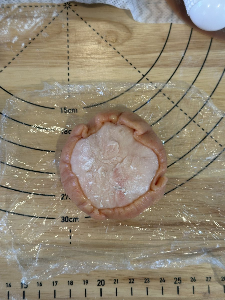 パンをこねるねこのて🐱🥖 tweet media