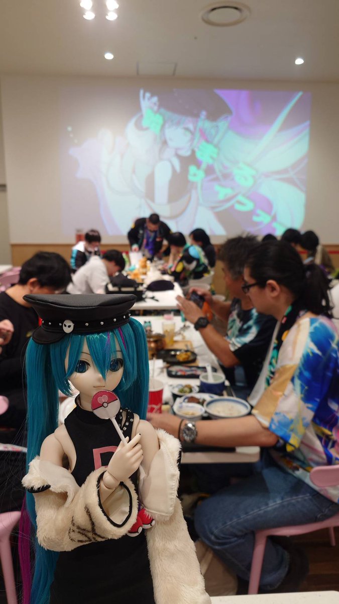 DJ_Gu_Gu's tweet photo. 【Vocaloid】ロケットミク参上
#ポケミク 
#ポケモン 
#ポケミクライブ https://t.co/UlvT6nRN4t
