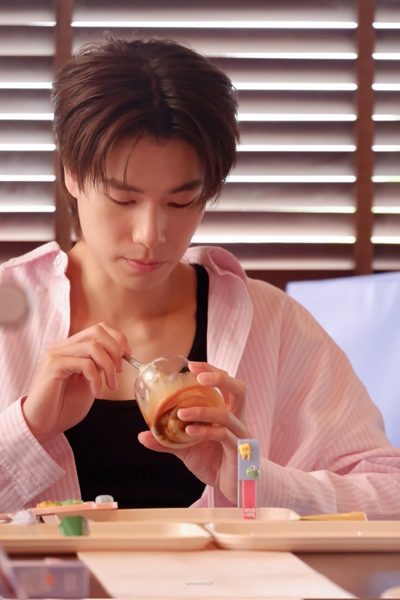 He is The(e) CAT tweet media