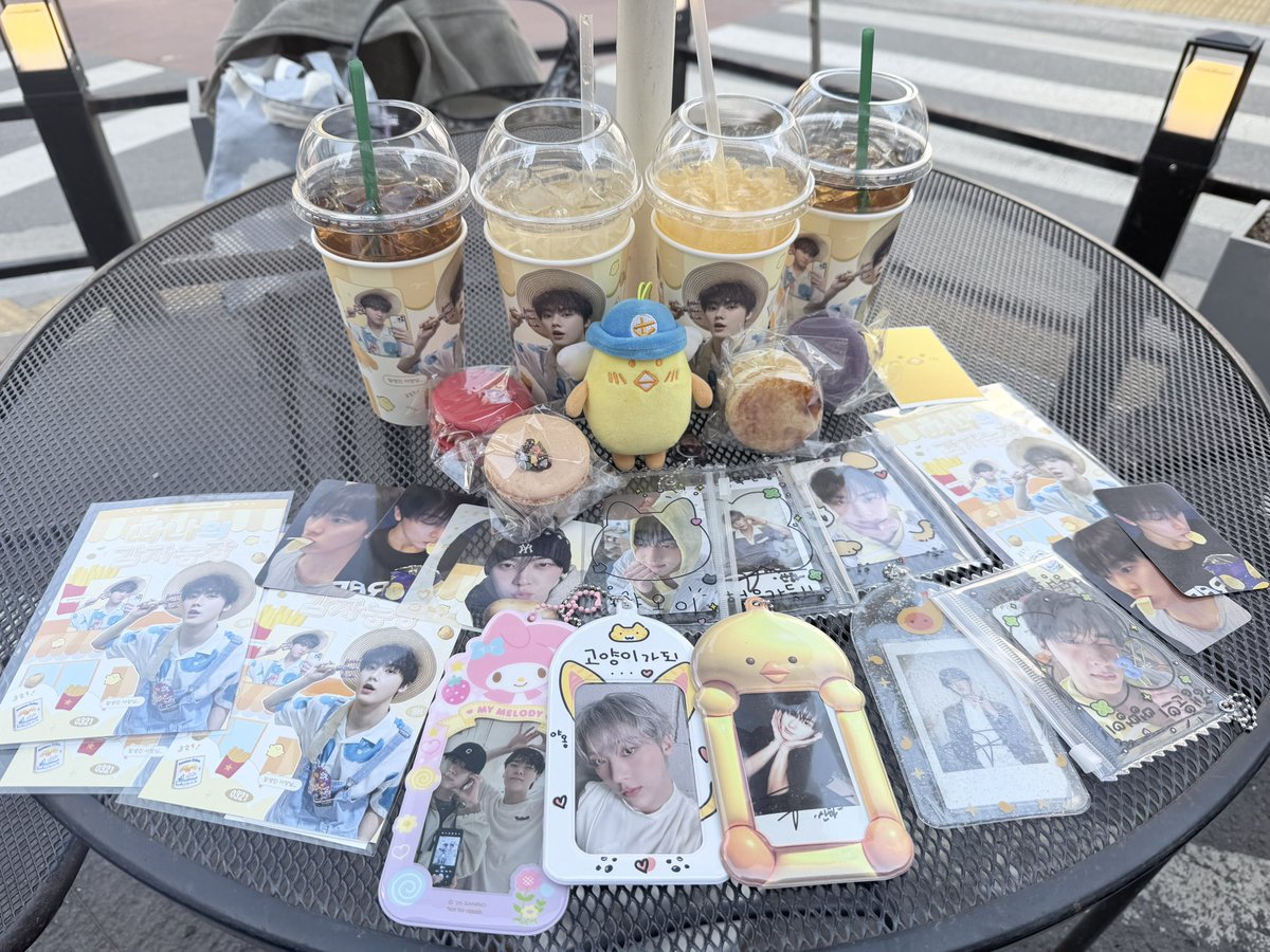 Benzinmez's tweet photo. ยูกเจี๊ยบ ชาวสวนมันฝรั่ง 🥔
🎈카페린

#따나랑_감자파티_할사람 
#따나네_감자농장_24시간_영업중 

#아스트로 #윤산하 #ASTRO #YOONSANHA #ユンサナ https://t.co/Ckkt7j6YFR