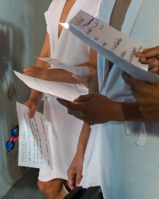 เคยพูดว่าพี่มายเป็นคนดีเทลมาก แต่ก็ไม่คิดว่าฮีจะเขียน guideline แบบให้เป็นรายบุคคลเลยขนาดนี้ คือไม่แปลกใจเลยที่หงุดหงิดมากเพราะทุ่มไปสุดตัวมาก แต่เด็กยังมีกำแพงบางอย่างที่ไม่สามารถก้าวข้ามขีดจำกัดตัวเองได้อะ ฮีให้ใจให้สุดแล้วก็ต้องไปสุดด้วยกันทั้งคู่สิ