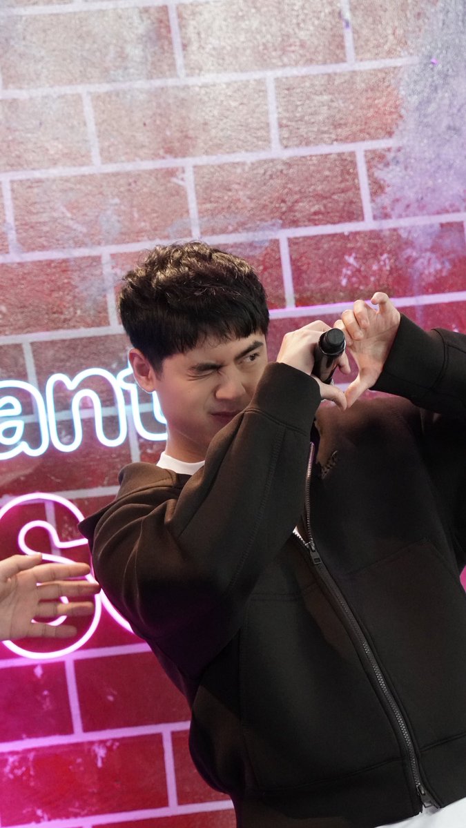 Emilio Daez - FaMilio tweet media