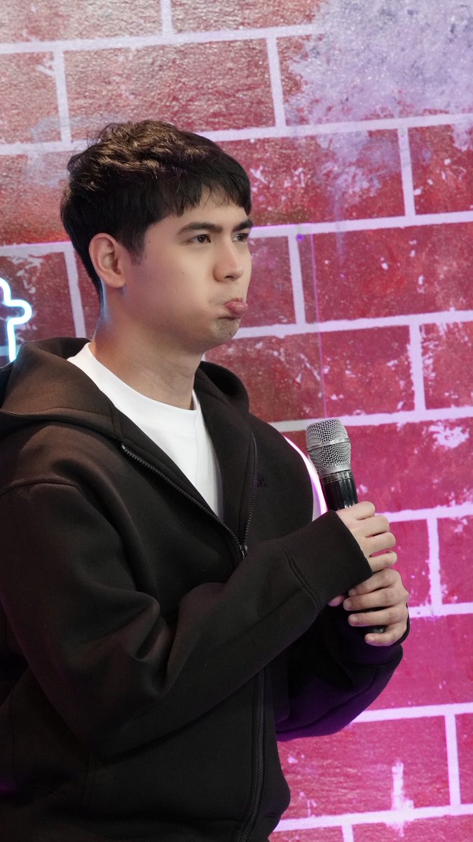 Emilio Daez - FaMilio tweet media