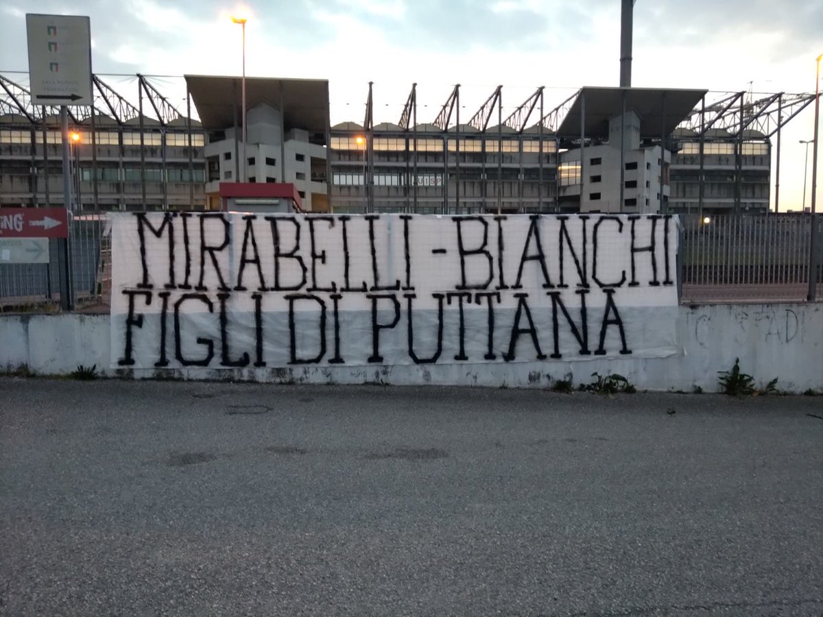 Macronim tweet media