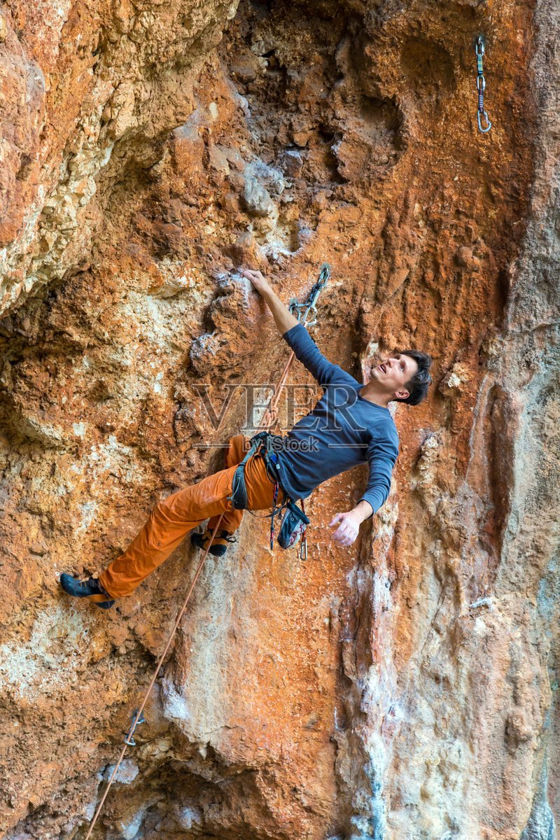 jonathan tweet media