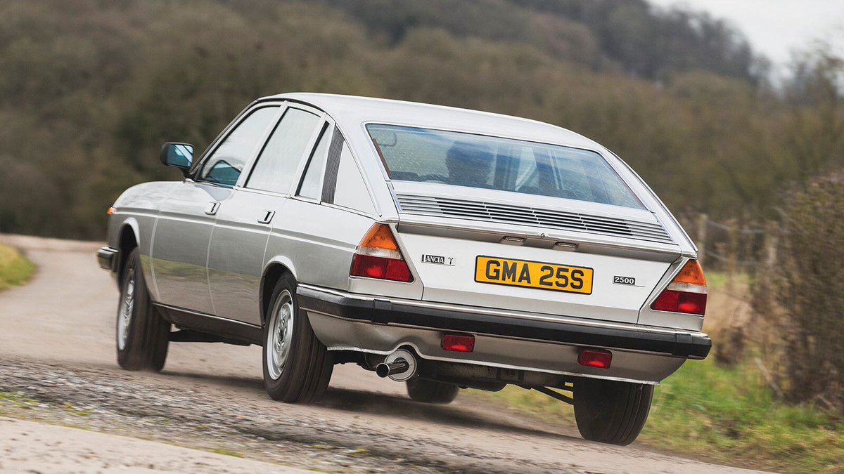 Classic & Sports Car tweet media