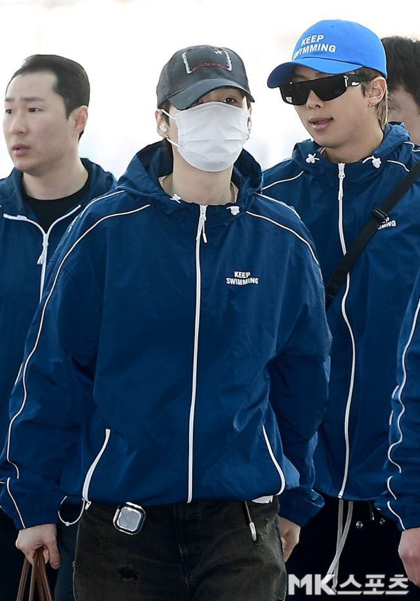 안녕하세여 인사하면
어 별로~ 하는 체육선생님미