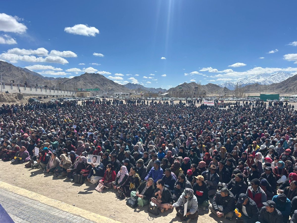 Tsering Gaphel ༅༎ཚིི་ཪིང་དགའ་འཕེལ།། tweet media