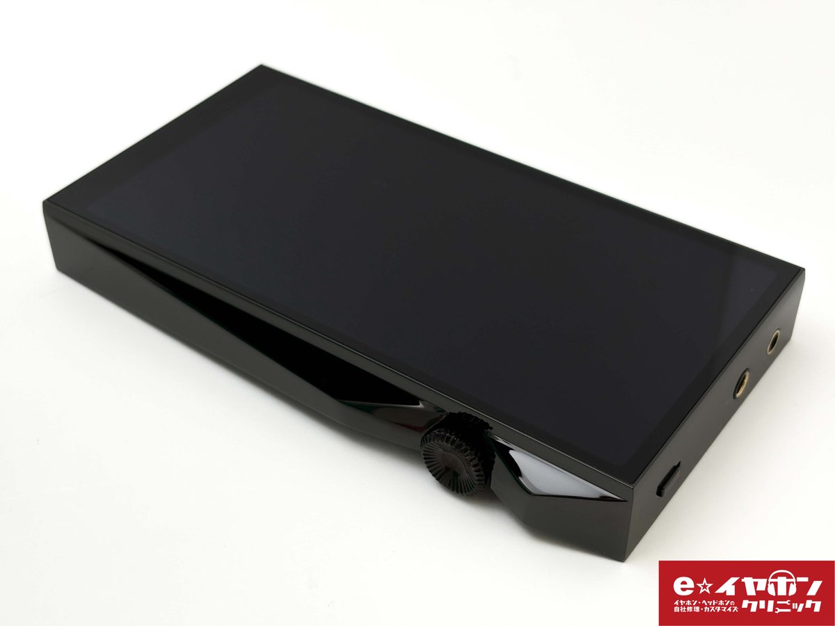 Astell&amp;Kern A&amp;ultima SP4000
ガラスコーティングサービスeSiqをおこないました。
オーディオプレイヤーにもコーティングいたします。
詳しくは各店の修理コーナーでご相談くださいませ👨🏼‍🏭
#eイヤホンクリニック
#eイヤ秋葉原店