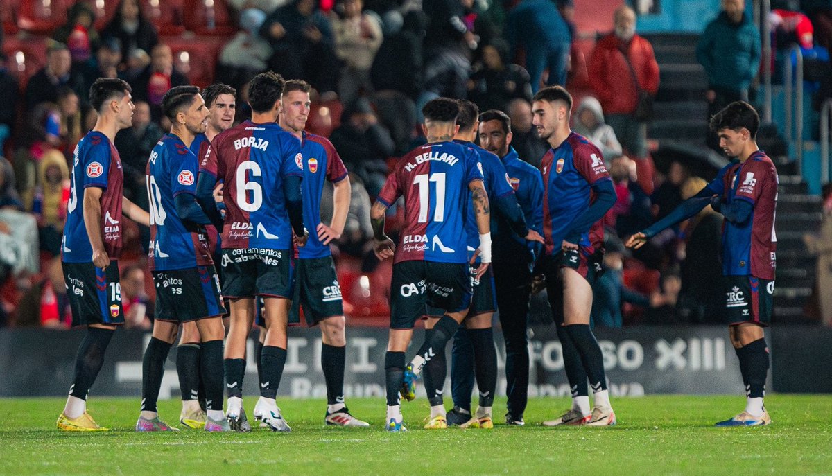 EL RECORD tweet media