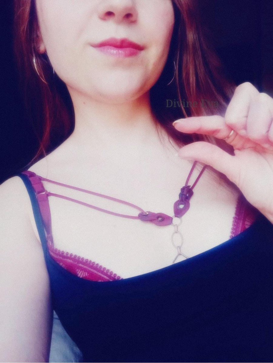 Encore un weekend à ne pas baiser pour les losers à petite bite. Est-ce que j'ai de la peine pour vous ? Absolument pas. Est-ce que c'est pas un peu pareil le reste de la semaine, en vrai ? Complètement. Zéro baise pour vous, peu importe quel jour on est, forever.