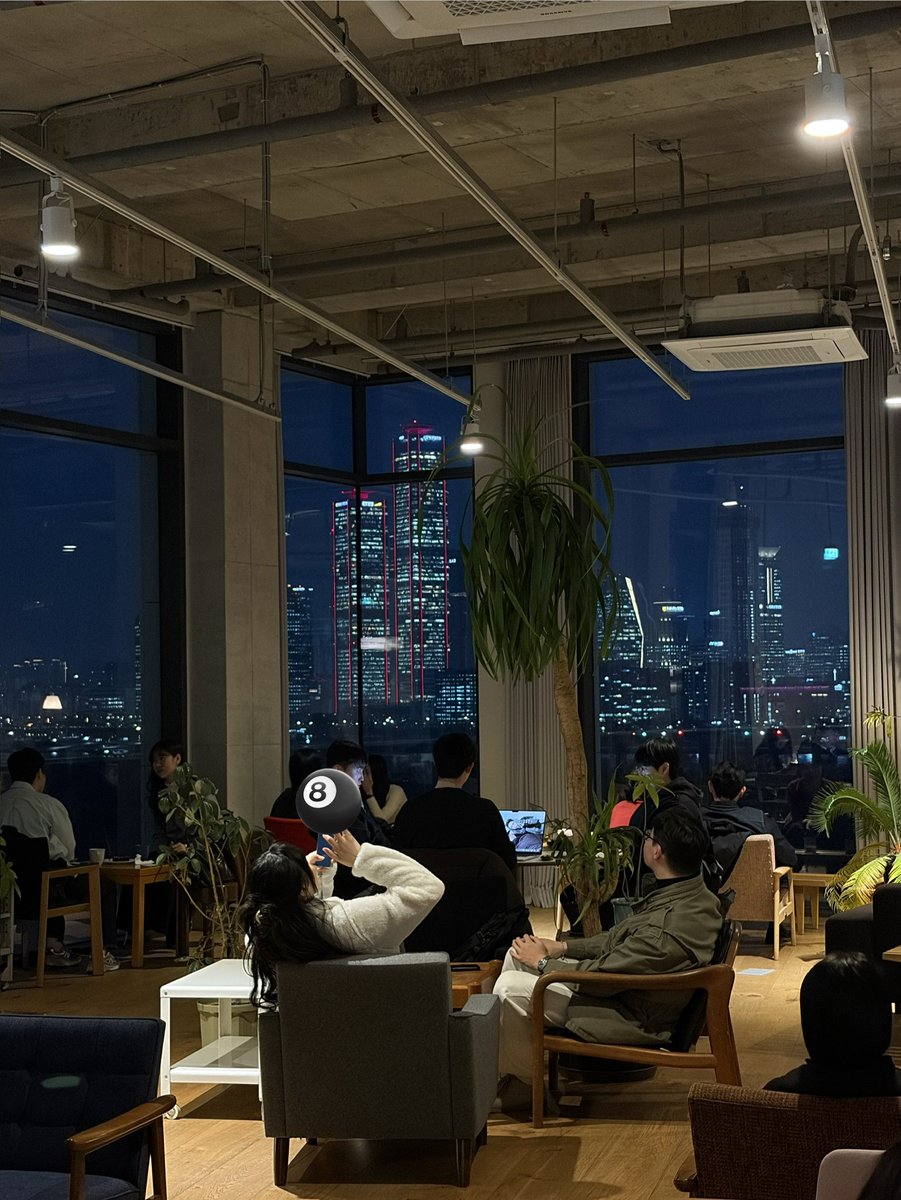 ʙ ʟ ᴜ ᴇ 🥣🫐 tweet media