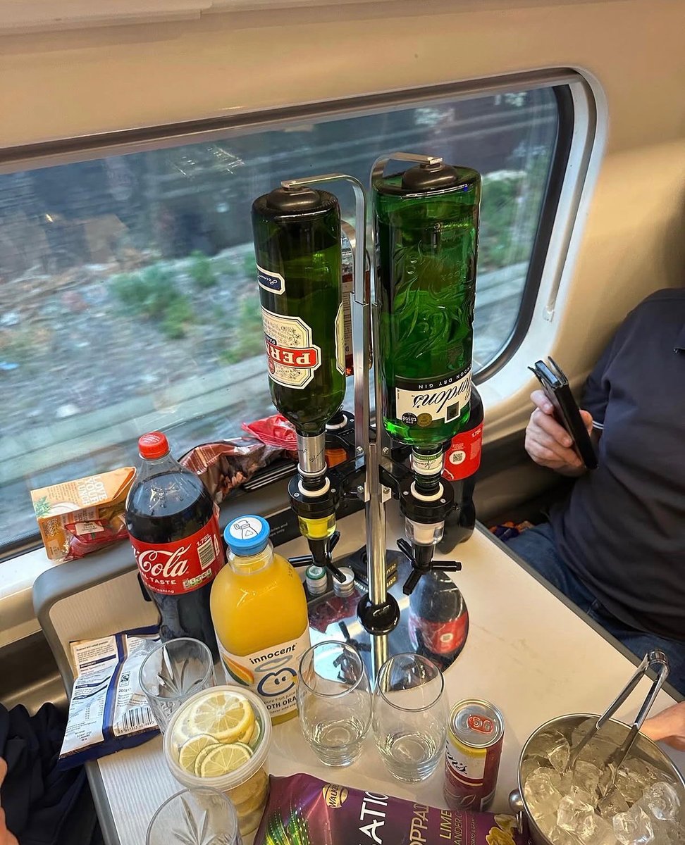 Football Away Days tweet media